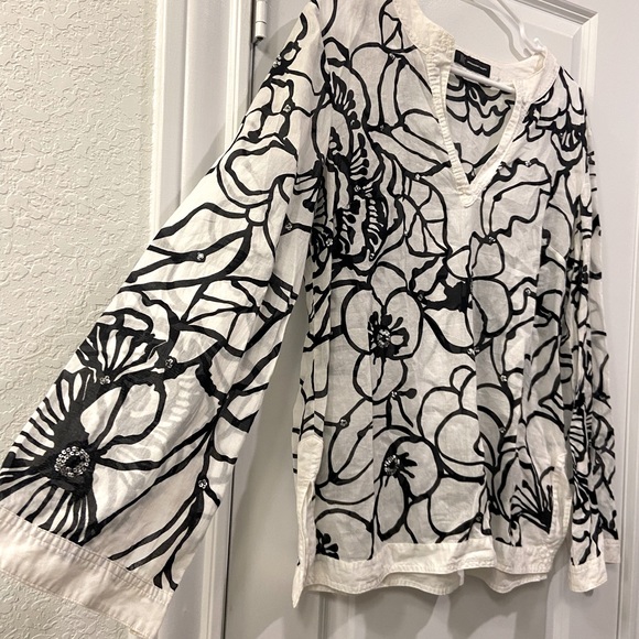 INC long sleeve bell tunic or coverup- M - Picture 3 of 6